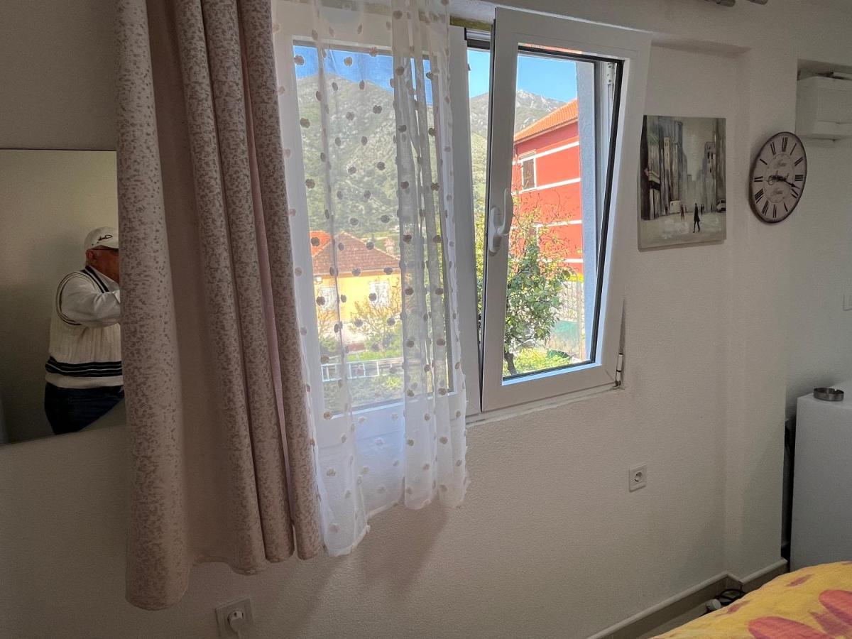 Villa Miramare , Dobrota Seafront Kotor Dış mekan fotoğraf