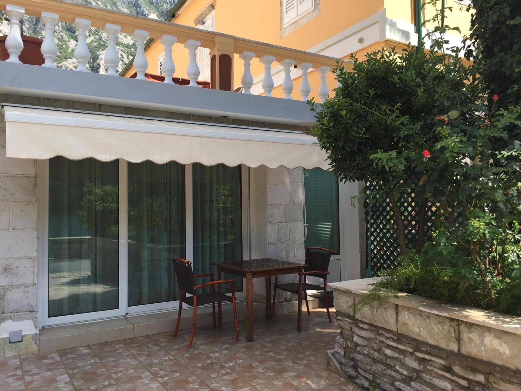 Villa Miramare , Dobrota Seafront Kotor Dış mekan fotoğraf
