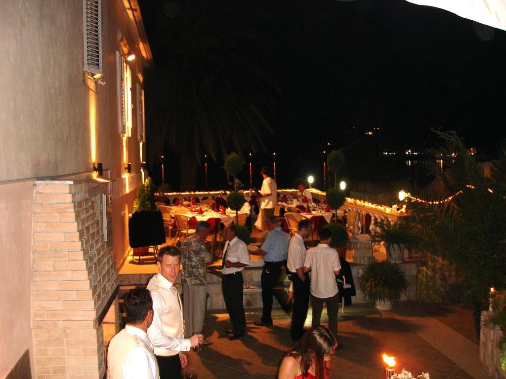 Villa Miramare , Dobrota Seafront Kotor Dış mekan fotoğraf