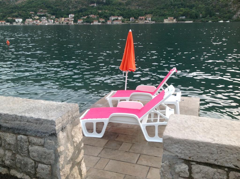 Villa Miramare , Dobrota Seafront Kotor Dış mekan fotoğraf
