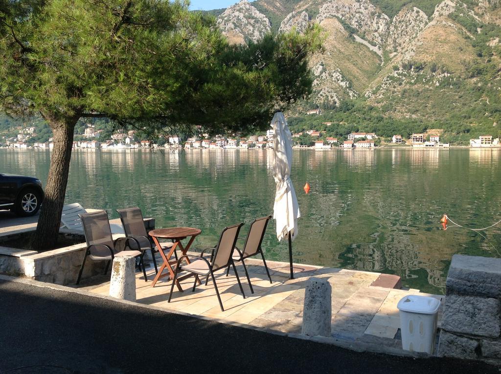 Villa Miramare , Dobrota Seafront Kotor Dış mekan fotoğraf