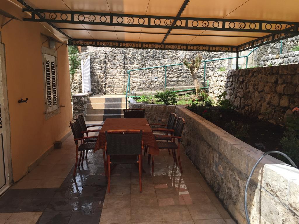Villa Miramare , Dobrota Seafront Kotor Dış mekan fotoğraf