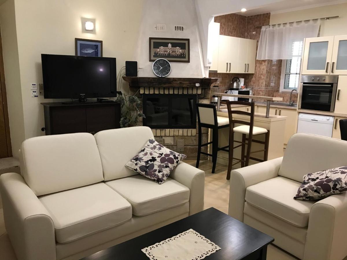 Villa Miramare , Dobrota Seafront Kotor Dış mekan fotoğraf